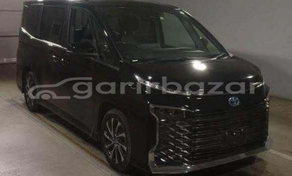 Buy Used 2022 Toyota Voxy in Dhaka, Dhaka Buy Used 2022 Toyota Voxy in Dhaka, Dhaka