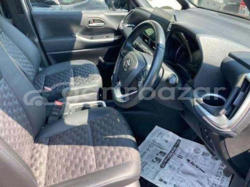 Big with watermark toyota voxy dhaka dhaka 84072