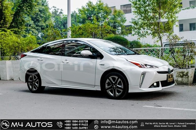 Big with watermark toyota prius kishorganj bajitpur 10666
