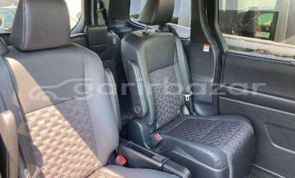 Buy Used 2022 Toyota Voxy in Dhaka, Dhaka Buy Used 2022 Toyota Voxy in Dhaka, Dhaka
