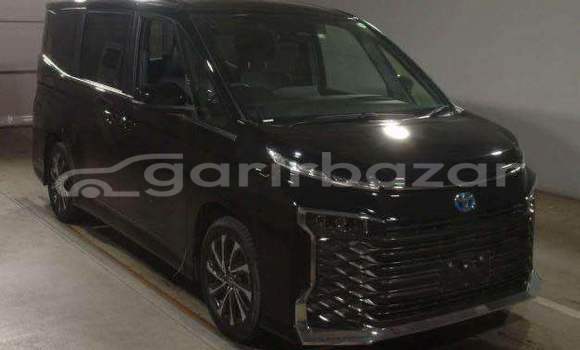 Buy Used 2022 Toyota Voxy in Dhaka, Dhaka Buy Used 2022 Toyota Voxy in Dhaka, Dhaka