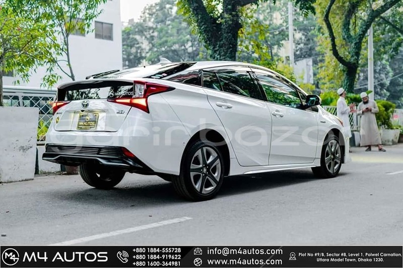 Big with watermark toyota prius kishorganj bajitpur 10666
