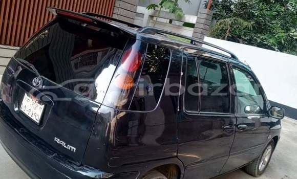 কিনুন ব্যবহৃত Toyota গাড়ী কিনুন ব্যবহৃত Toyota গাড়ী