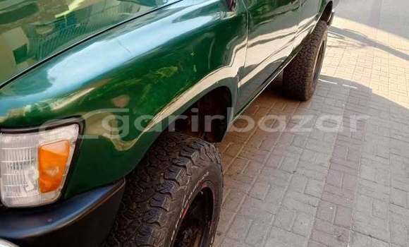 কিনুন ব্যবহৃত Toyota গাড়ী কিনুন ব্যবহৃত Toyota গাড়ী