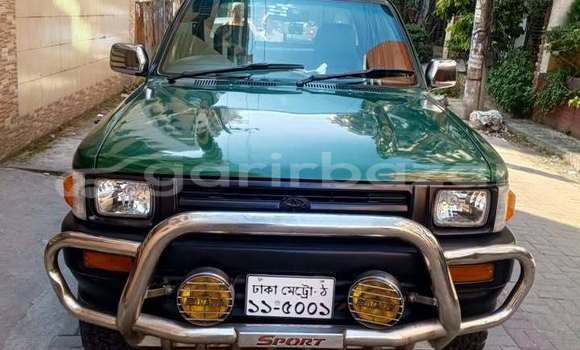 কিনুন ব্যবহৃত Toyota গাড়ী কিনুন ব্যবহৃত Toyota গাড়ী