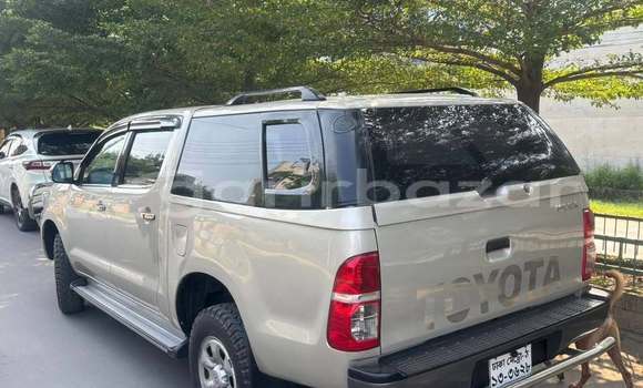 Buy Used 2015 Toyota Hilux in Dhaka, Dhaka