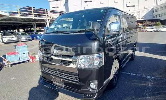 Buy Used 2020 Toyota Hiace in Dhaka, Dhaka Buy Used 2020 Toyota Hiace in Dhaka, Dhaka