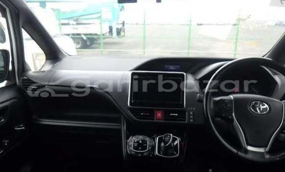 Buy Used 2020 Toyota Noah in Dhaka, Dhaka Buy Used 2020 Toyota Noah in Dhaka, Dhaka