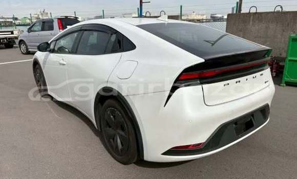 Buy Used 2023 Toyota Prius in Dhaka, Dhaka Buy Used 2023 Toyota Prius in Dhaka, Dhaka