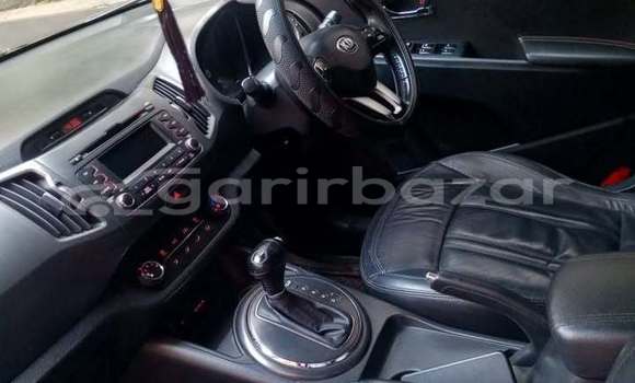 কিনুন ব্যবহৃত Kia গাড়ী কিনুন ব্যবহৃত Kia গাড়ী