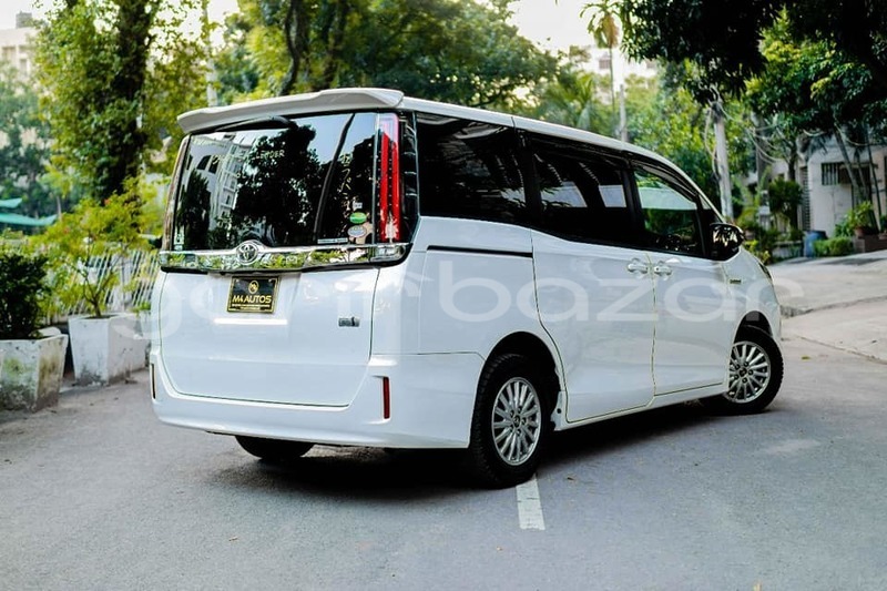 Big with watermark toyota noah khulna bagerhat 10670