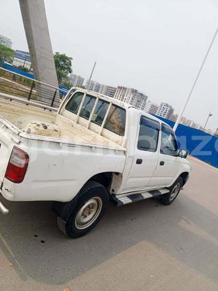 Big with watermark toyota hilux dhaka dhaka 84125