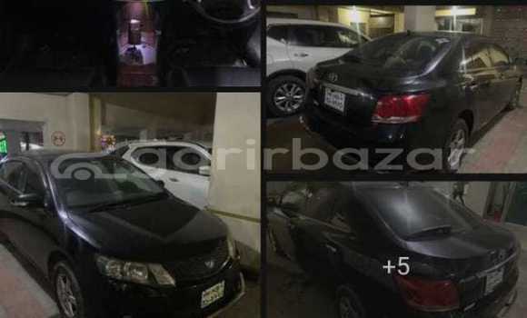 কিনুন ব্যবহৃত Toyota গাড়ী