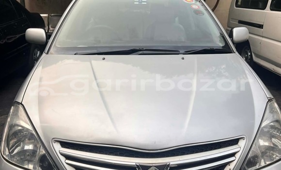 কিনুন ব্যবহৃত Toyota গাড়ী