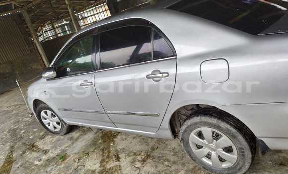 কিনুন ব্যবহৃত Toyota গাড়ী কিনুন ব্যবহৃত Toyota গাড়ী