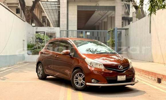 কিনুন ব্যবহৃত Toyota গাড়ী কিনুন ব্যবহৃত Toyota গাড়ী