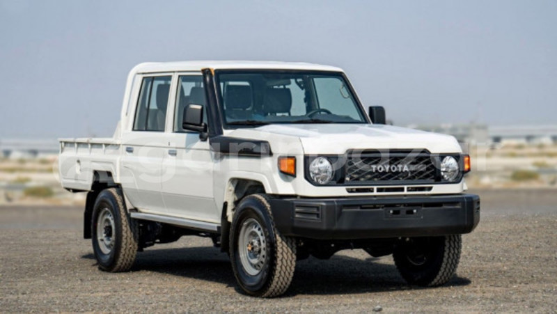 Big with watermark toyota land cruiser dhaka dhaka 84246