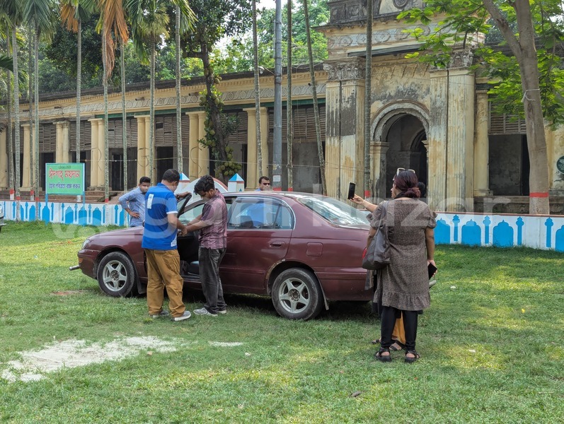 Big with watermark toyota corona dhaka dhaka 84256