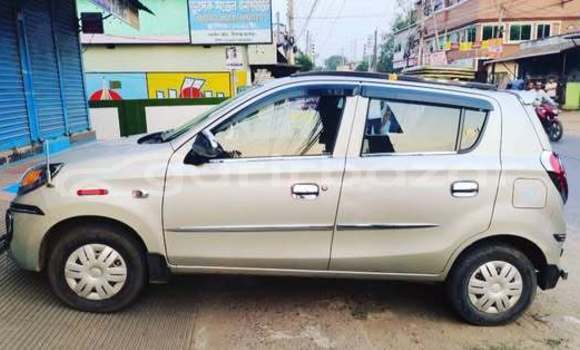 কিনুন ব্যবহৃত Suzuki গাড়ী
