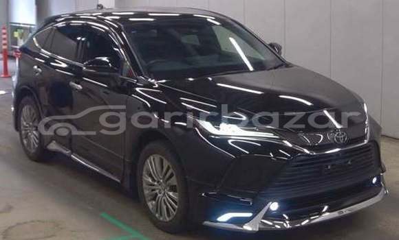 কিনুন ব্যবহৃত Toyota গাড়ী
