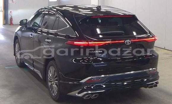 কিনুন ব্যবহৃত Toyota গাড়ী কিনুন ব্যবহৃত Toyota গাড়ী
