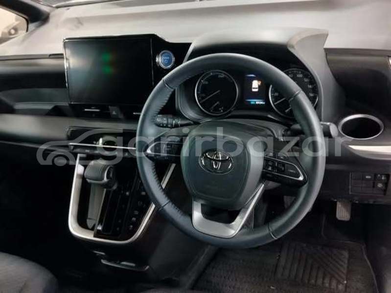 Big with watermark toyota voxy dhaka dhaka 84280