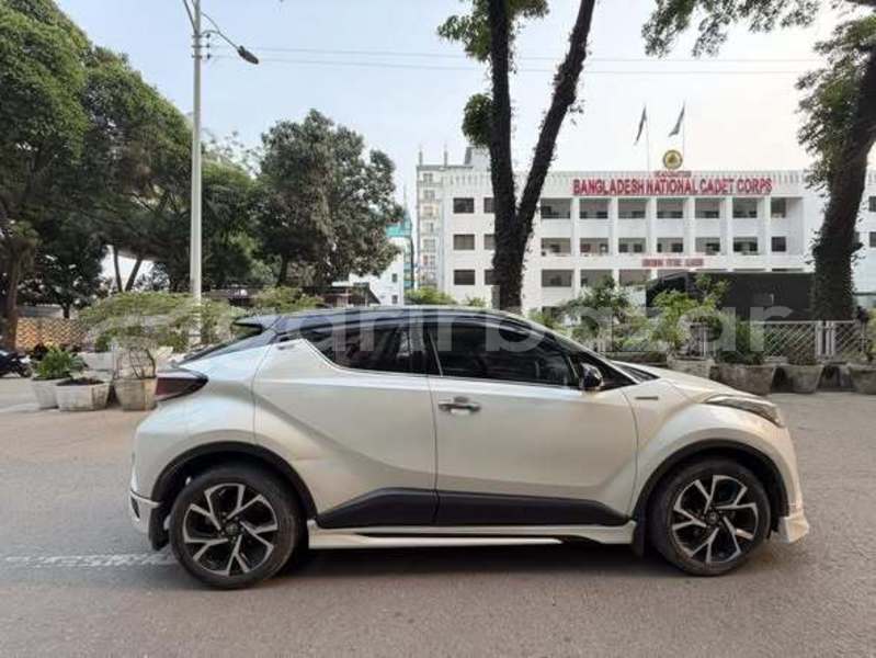 Big with watermark toyota 110 dhaka dhaka 84291