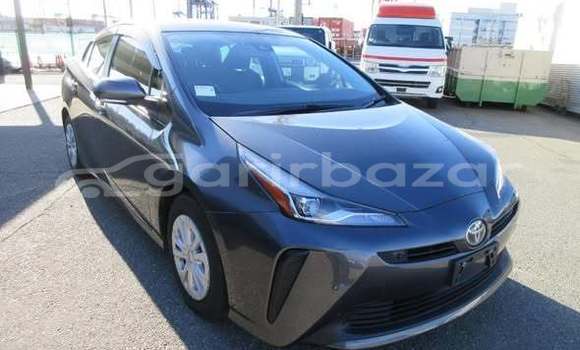 কিনুন ব্যবহৃত Toyota গাড়ী কিনুন ব্যবহৃত Toyota গাড়ী