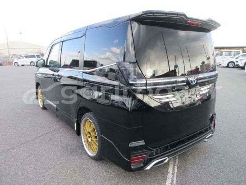 Big with watermark toyota voxy dhaka dhaka 84298