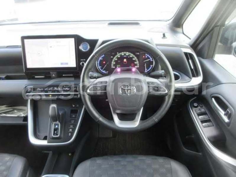 Big with watermark toyota voxy dhaka dhaka 84298