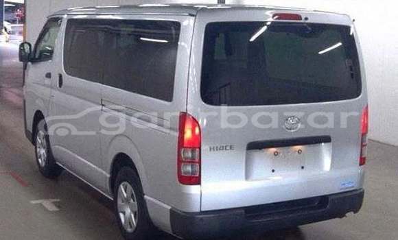 কিনুন ব্যবহৃত Toyota গাড়ী কিনুন ব্যবহৃত Toyota গাড়ী