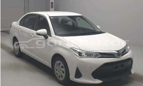 কিনুন ব্যবহৃত Toyota গাড়ী কিনুন ব্যবহৃত Toyota গাড়ী