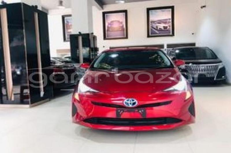 Big with watermark toyota prius 10729