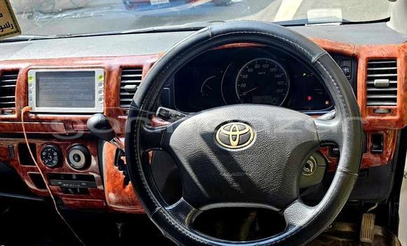 কেনা ব্যবহৃত Toyota Hiace White গাড়ী মধ্যে বান্দরবান মধ্যে Bandarban কেনা ব্যবহৃত Toyota Hiace White গাড়ী মধ্যে বান্দরবান মধ্যে Bandarban