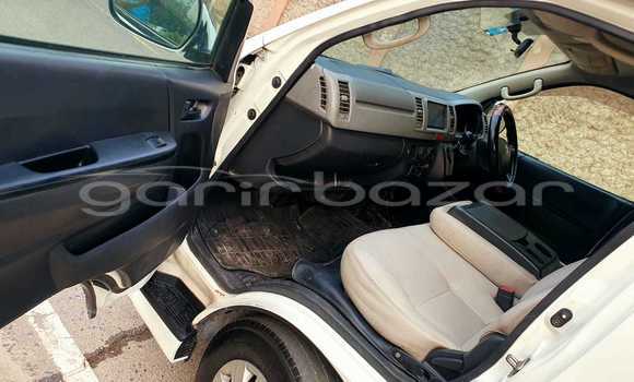 Buy Used 2011 Toyota Hiace gl in Dhaka, Dhaka Buy Used 2011 Toyota Hiace gl in Dhaka, Dhaka