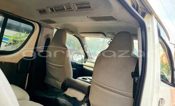 Buy Used 2011 Toyota Hiace gl in Dhaka, Dhaka Buy Used 2011 Toyota Hiace gl in Dhaka, Dhaka