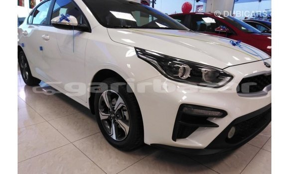 Buy Import 2019 Mercedes-Benz Cerato in Import - Dubai, Bandarban Buy Import 2019 Mercedes-Benz Cerato in Import - Dubai, Bandarban