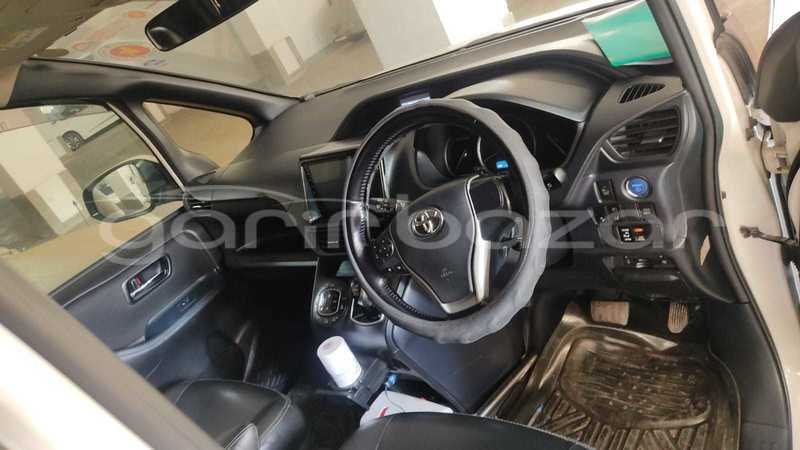 Big with watermark toyota noah dhaka dhaka 11013