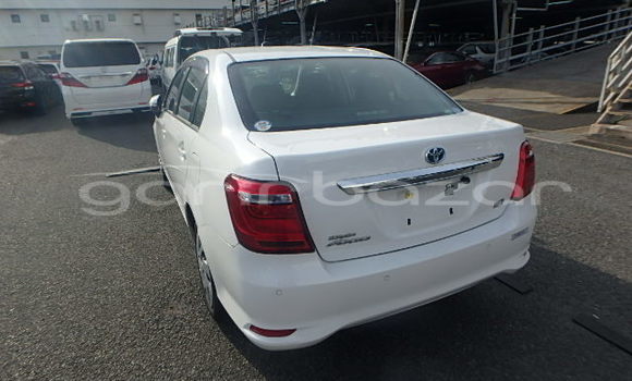 কেনা নতুন Toyota Axio Hybrid White গাড়ী মধ্যে ঢাকা মধ্যে Dhaka কেনা নতুন Toyota Axio Hybrid White গাড়ী মধ্যে ঢাকা মধ্যে Dhaka