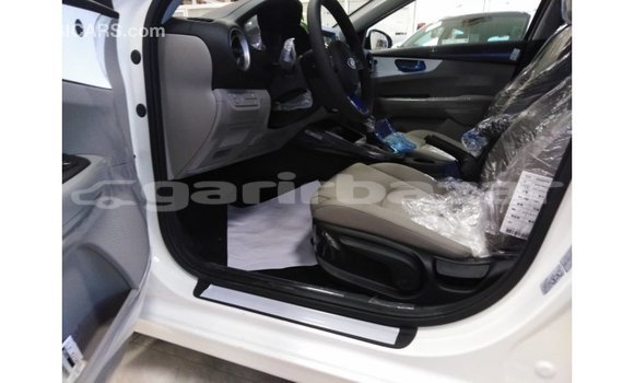 Buy Import 2019 Mercedes-Benz Cerato in Import - Dubai, Bandarban Buy Import 2019 Mercedes-Benz Cerato in Import - Dubai, Bandarban