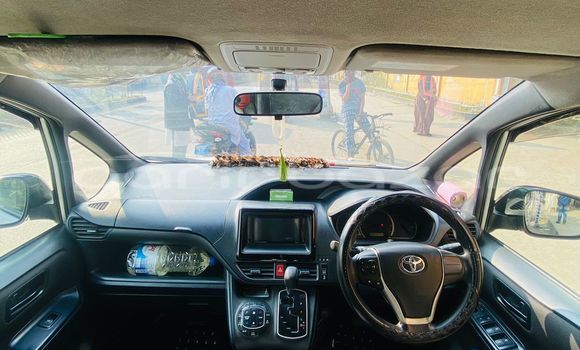 কেনা ব্যবহৃত Toyota Noah Silver গাড়ী মধ্যে মাদারীপুর মধ্যে Madaripur কেনা ব্যবহৃত Toyota Noah Silver গাড়ী মধ্যে মাদারীপুর মধ্যে Madaripur