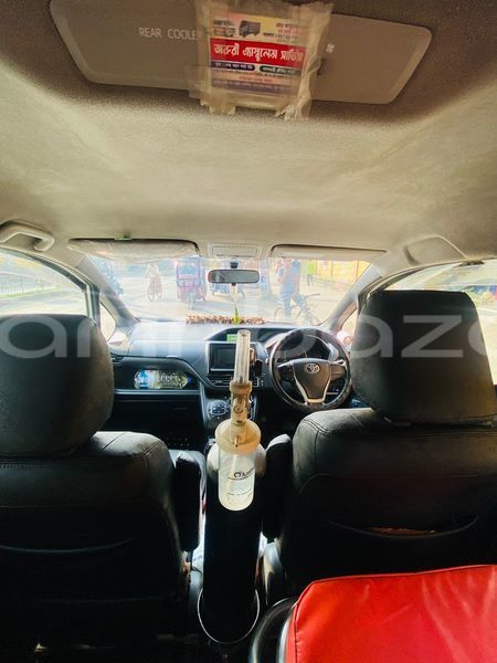 Big with watermark toyota noah madaripur madaripur 11075