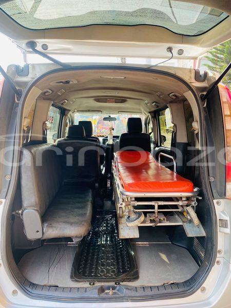 Big with watermark toyota noah madaripur madaripur 11075