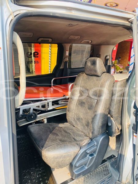 Big with watermark toyota noah madaripur madaripur 11075