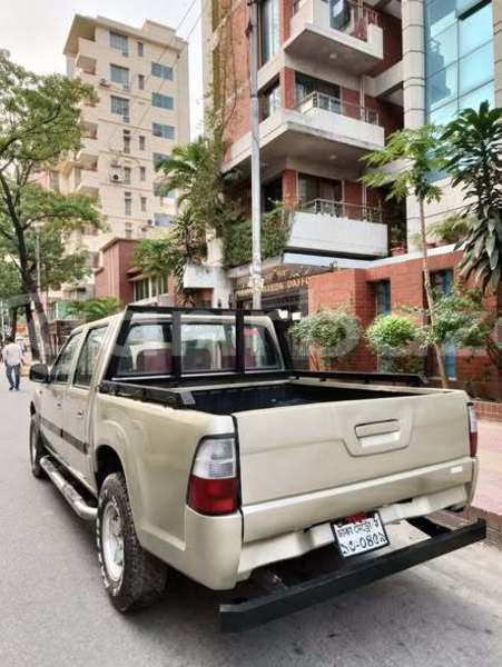 Big with watermark toyota 110 dhaka dhaka 86110