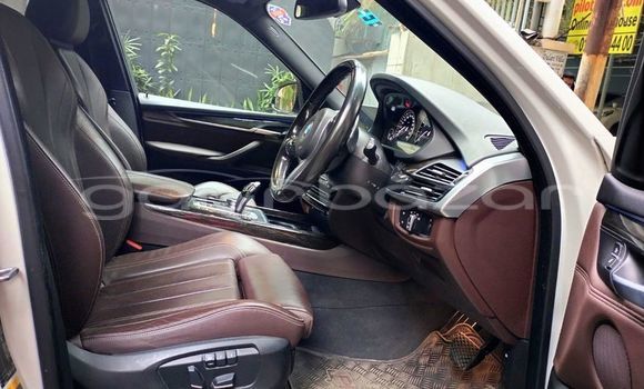 Buy Used 2018 BMW X5 in Dhaka, Dhaka Buy Used 2018 BMW X5 in Dhaka, Dhaka