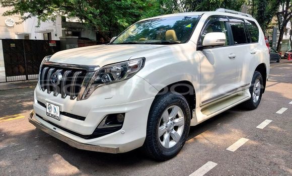 Buy Used 2014 Toyota Land Cruiser in Dhaka, Dhaka Buy Used 2014 Toyota Land Cruiser in Dhaka, Dhaka