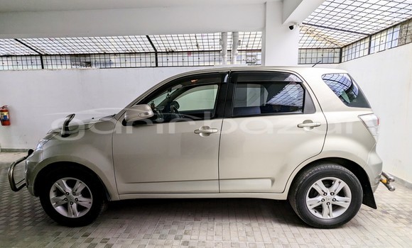 কেনা ব্যবহৃত Toyota Rush Gold গাড়ী মধ্যে ঢাকা মধ্যে Dhaka কেনা ব্যবহৃত Toyota Rush Gold গাড়ী মধ্যে ঢাকা মধ্যে Dhaka