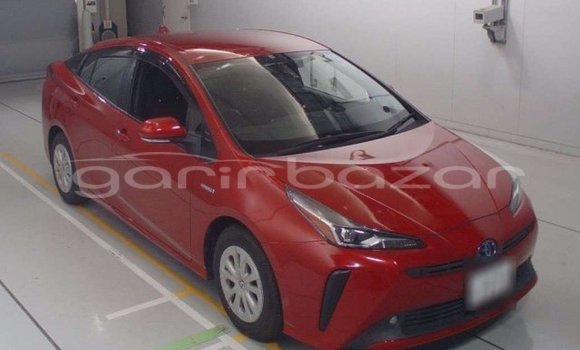 কেনা ব্যবহৃত Toyota Prius Red গাড়ী মধ্যে ঢাকা মধ্যে Dhaka