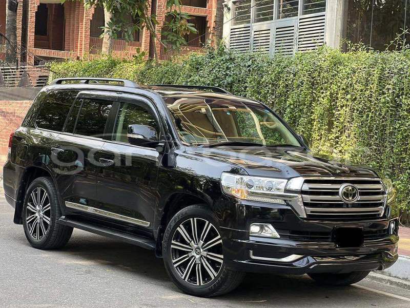 Big with watermark toyota land cruiser dhaka dhaka 11175